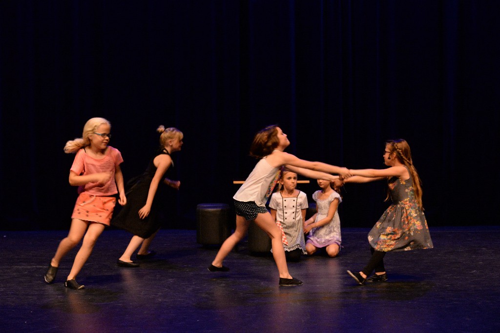 ../Images/Musical Nanny de Vries 063.jpg